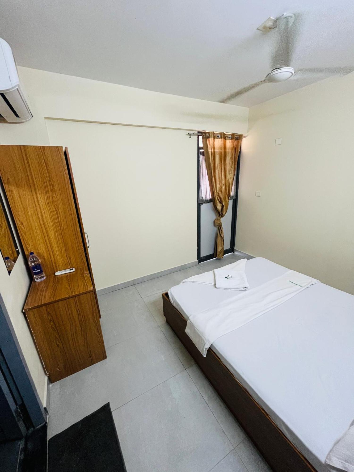 Regal Suites Thiruvananthapuram Luaran gambar
